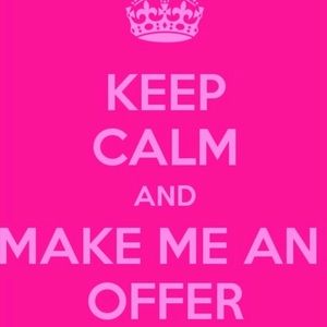 Amazing deals in this closet ❤️